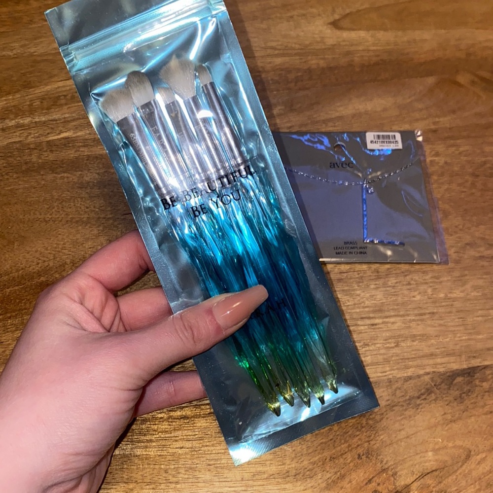 🪩NWT 2 piece bundle set! - Picture 2 of 5